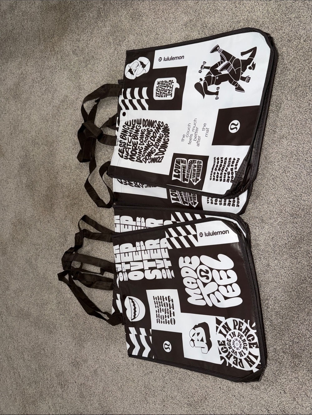 lululemon athletica Brown & White Graphic Shopping Bag-4 pcs